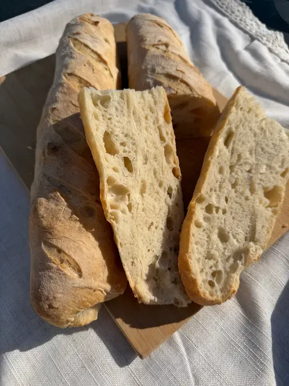 nowe nocne chrupiace bagietki sniadaniowe